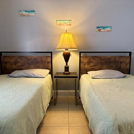 וסט פאלם ביץ' Coastal Breeze - 2Br Apartment מראה חיצוני תמונה